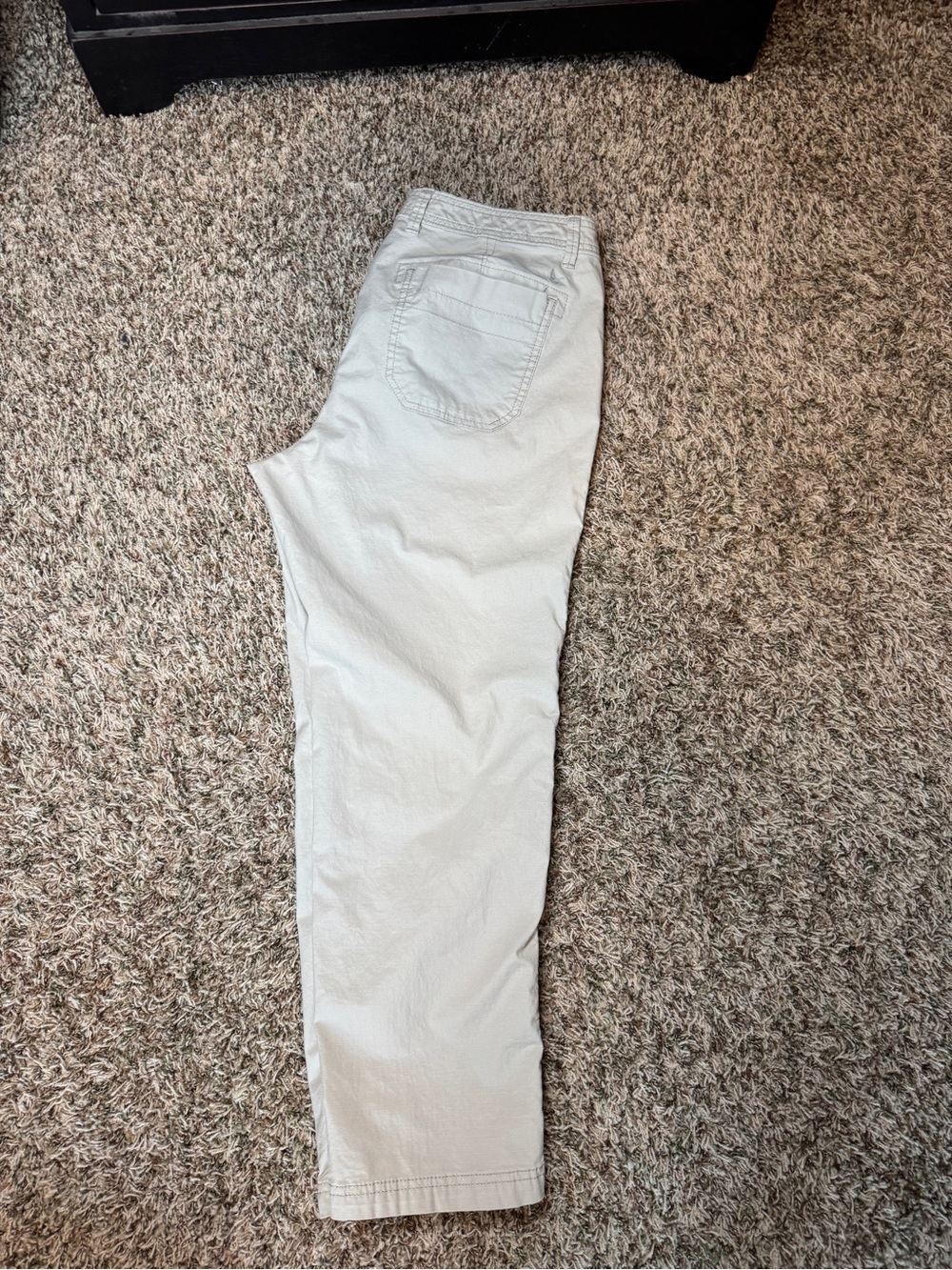 Eddie Bauer Women’s Petite Light Beige Casual Straight-Leg Pants